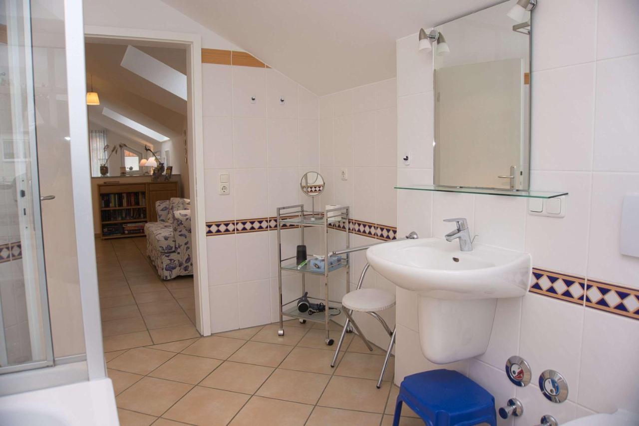 Balkon Mit Traumhaften Meerblick, Gratis Nutzung Vom Ahoi Erlebnisbad Und Sauna In Sellin Duenenhaus Fewo05 Goehren  Zewnętrze zdjęcie
